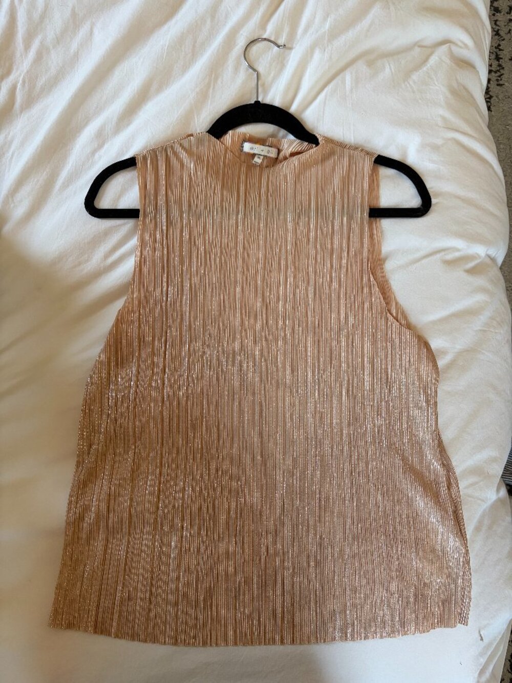 Eri + Ali by Anthropologie Pleated Metallic Gold Sleeveless Top - Size XL